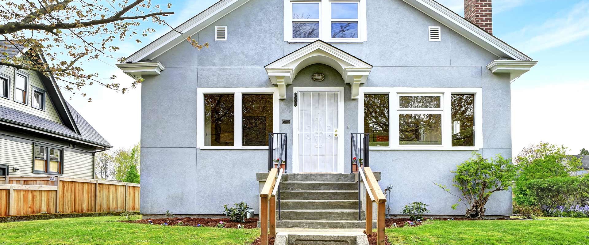 Why Banks Sell Foreclosures at a Discount
