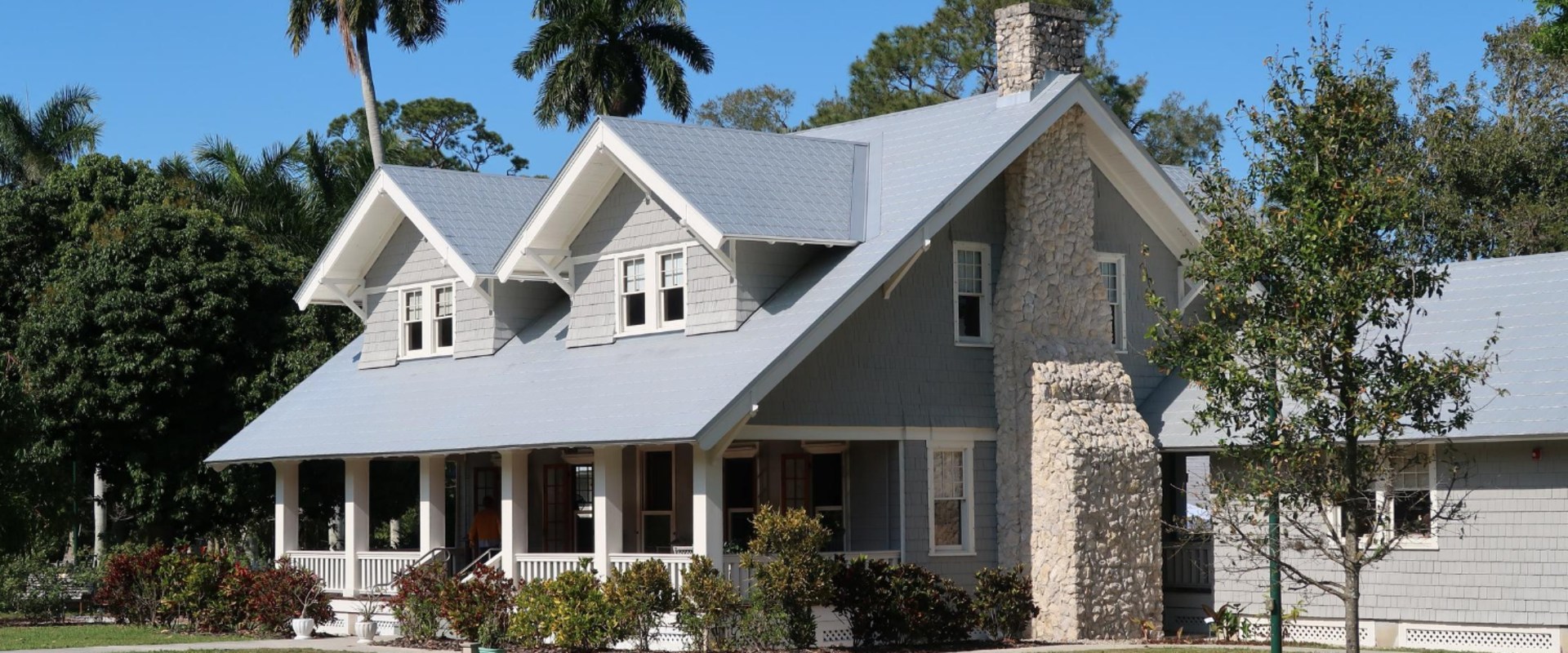 Investing in Foreclosures: What to Consider When Working with Brokers